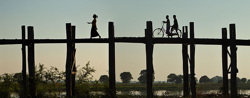 commuters crossing