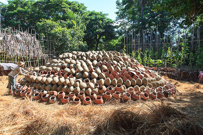 pots on mound