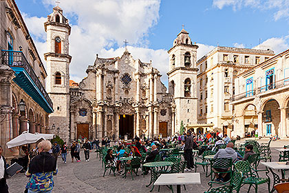 plaza gate